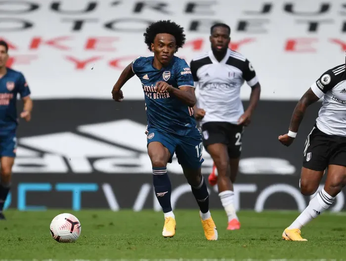 Framed Print : Willian in Action: Fulham vs. Arsenal, Premier League 2020-21 Framed Print : Willian in Action: Fulham vs. Arsenal, Premier League 2020-21