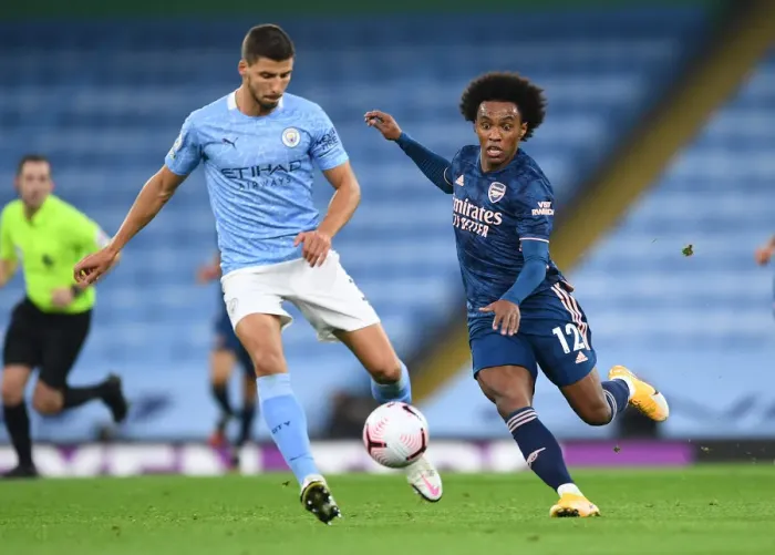 Framed Print : Willian Closes Down Dias: Intense Battle Between Manchester City and Arsenal in Premier League 2020-21