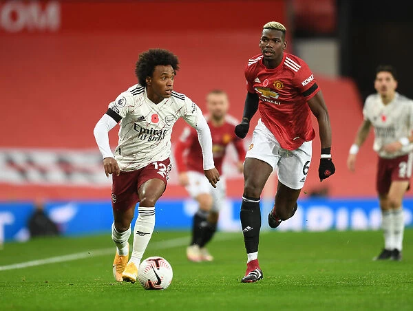 Willian vs. Pogba: A Battle at Empty Old Trafford - Manchester United vs. Arsenal, Premier League (2020-21)