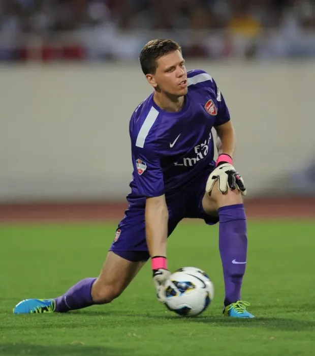 Framed Print : Wojciech Szczesny in Action for Arsenal against Vietnam (2013)