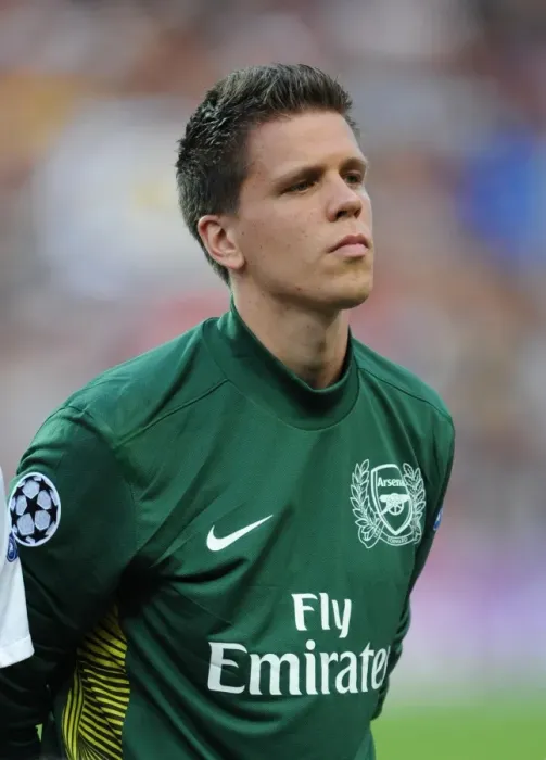 Framed Print : Wojciech Szczesny (Arsenal). Arsenal 1: 0 Udinese. UEFA Champins League Qualifying Round, 1st leg Framed Print : Wojciech Szczesny (Arsenal). Arsenal 1: 0 Udinese. UEFA Champins League Qualifying Round, 1st leg