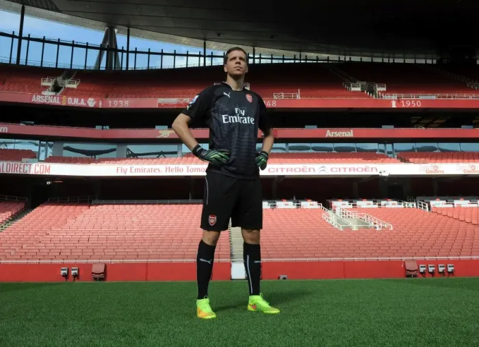 Framed Print : Wojciech Szczesny (Arsenal). Arsenal 1st Team Photocall. Emirates Stadium, 7  /  8  /  14