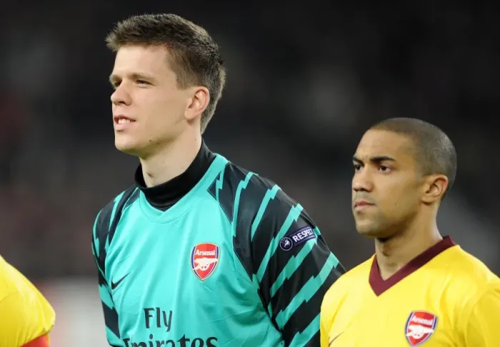 Framed Print : Wojciech Szczesny: Arsenal's Defiant Battle at Camp Nou vs. Barcelona, UEFA Champions League 2010-11 (3:1)