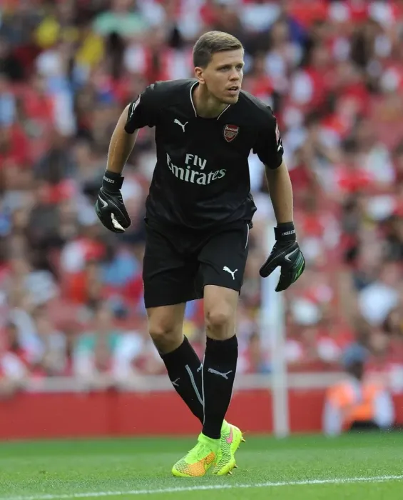 Framed Print : Wojciech Szczesny: Arsenal's Emirates Cup Star