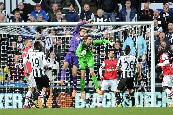 Wojciech Szczesny vs. Tim Krul: Battle for Ball Possession (Newcastle United vs. Arsenal, 2013-14)