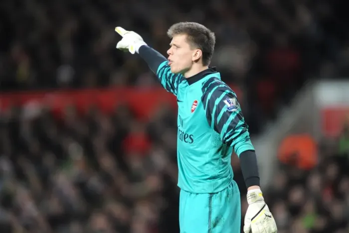 Framed Print : Wojciech Szczesny's Heroic Performance: Arsenal's 1-0 Victory over Manchester United, 2010-11 Premier League