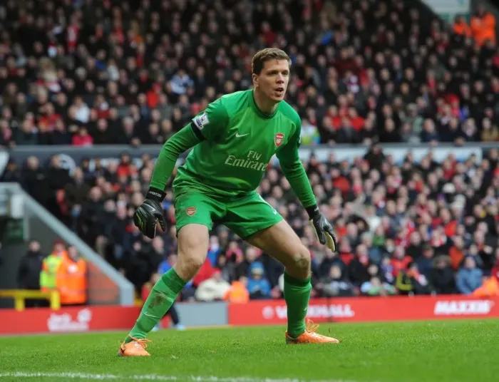 Framed Print : Wojciech Szczesny's Unyielding Performance at Anfield (2013-14)