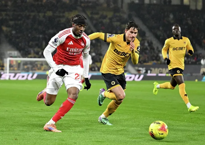 Framed Print : Wolverhampton Wanderers v Arsenal - Premier League