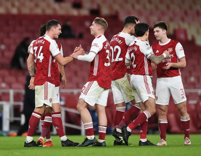 Framed Print : Xhaka and Smith Rowe Celebrate Arsenal's Victory Goals Against Chelsea (Arsenal v Chelsea 2020-21)