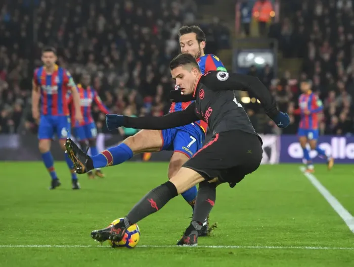 Framed Print : Xhaka vs Cabaye: Battle in the Midfield - Crystal Palace vs Arsenal, Premier League 2017-18