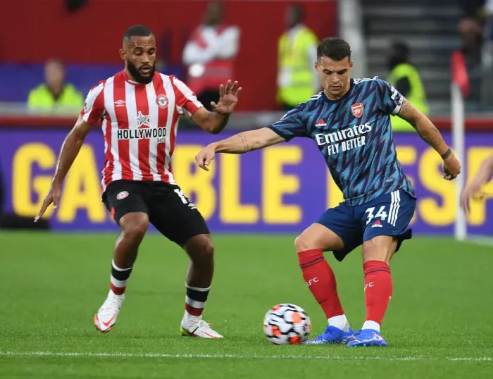 Framed Print : Xhaka vs Mbeumo: Battle in the Premier League - Brentford vs Arsenal (2021-22)