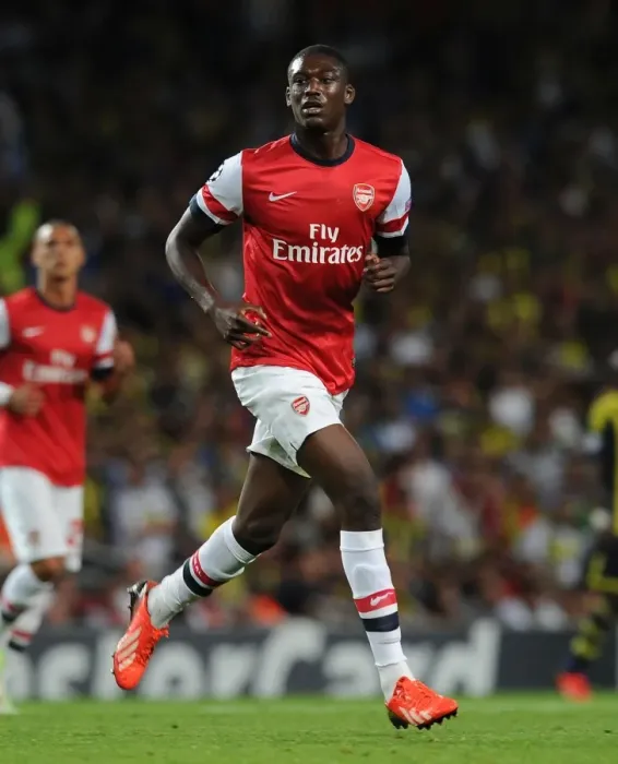 Framed Print : Yaya Sanogo in Action: Arsenal vs Fenerbahce UEFA Champions League Play-offs (2013)