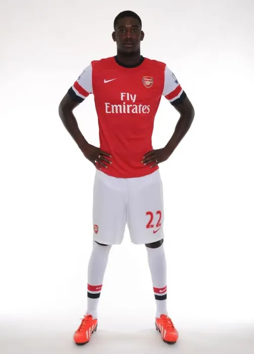 Framed Print : Yaya Sanogo at Arsenal 2013-14 Squad Photocall Framed Print : Yaya Sanogo at Arsenal 2013-14 Squad Photocall