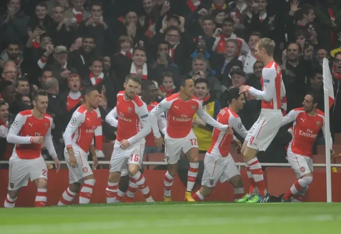 Framed Print : Yaya Sanogo celebrates scoring Arsenals 1st goal with his team mates. Arsenal 2