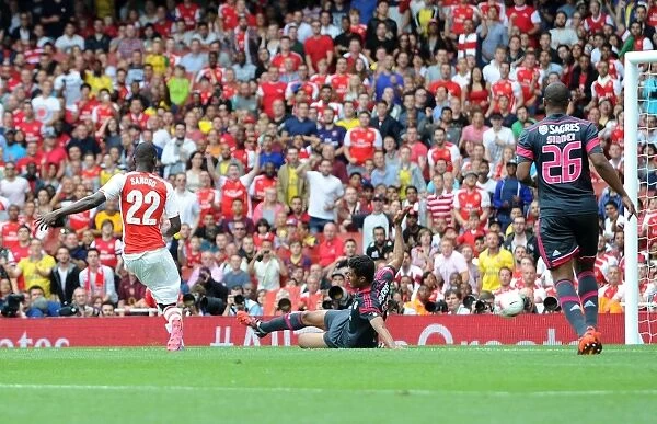 Yaya Sanogo Scores Arsenal's Fifth Goal Against Benfica in the Emirates Cup (2014)