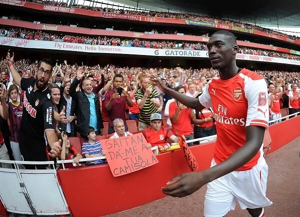 Yaya Sanogo's Brace: Arsenal Fans Go Wild vs Benfica (Emirates Cup 2014)