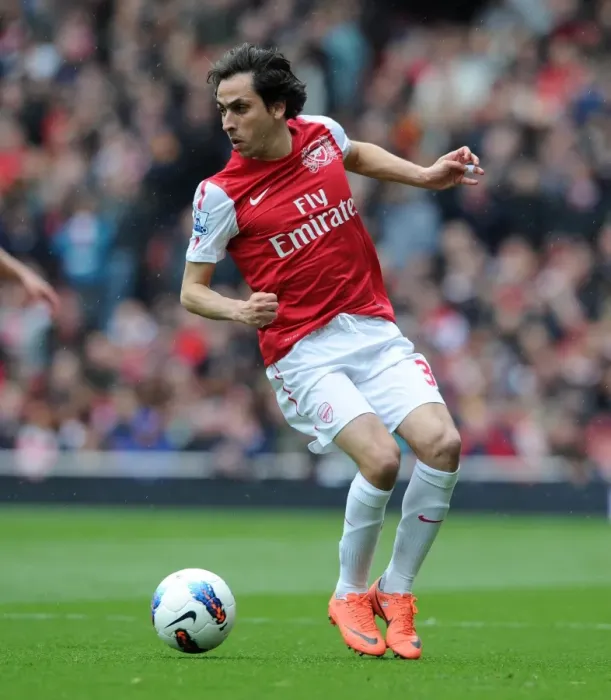 Framed Print : Yossi Benayoun (Arsenal). Arsenal 3: 3 Norwich City. Barclays Premier League