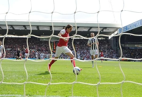 Yossi Benayoun Scores the Opener: West Bromwich Albion vs. Arsenal, Premier League 2011-2012