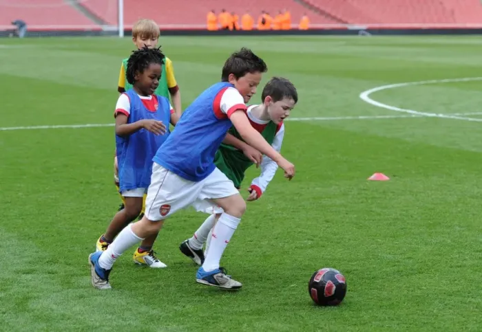 Framed Print : Young Gunners Struggle: Arsenal 1-2 Aston Villa (2011)