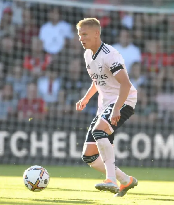 Framed Print : Zinchenko in Action: Arsenal Takes on AFC Bournemouth in the 2022-23 Premier League Framed Print : Zinchenko in Action: Arsenal Takes on AFC Bournemouth in the 2022-23 Premier League