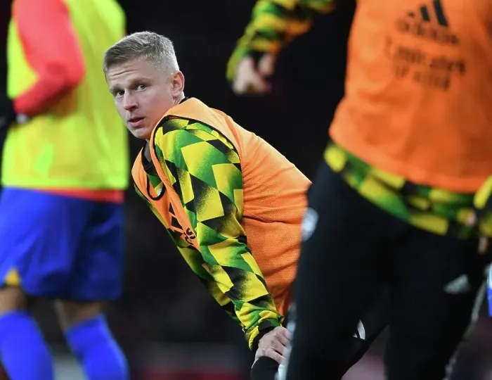 Framed Print : Zinchenko in Action: Arsenal vs Brighton at Emirates Stadium, Carabao Cup Match, 2022