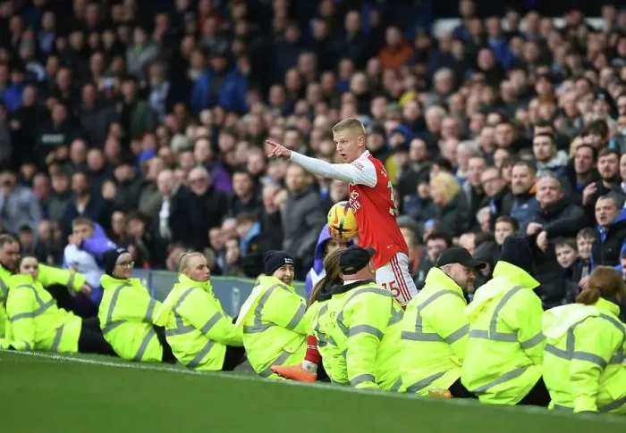 Framed Print : Zinchenko in Action: Arsenal vs. Everton, Premier League 2022-23 Framed Print : Zinchenko in Action: Arsenal vs. Everton, Premier League 2022-23