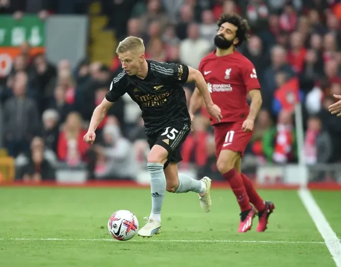Framed Print : Zinchenko Outmaneuvers Salah: Liverpool vs. Arsenal, Premier League 2022-23