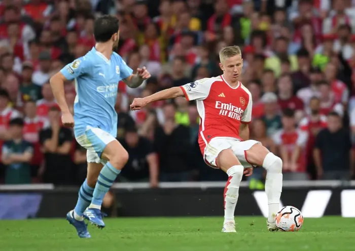 Framed Print : Zinchenko's Brilliant Performance: Arsenal Upsets Manchester City