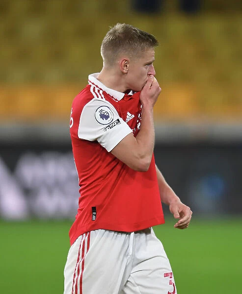 Zinchenko's Emotional Moment: Arsenal Secure Win Against Wolverhampton Wanderers (2022-23)