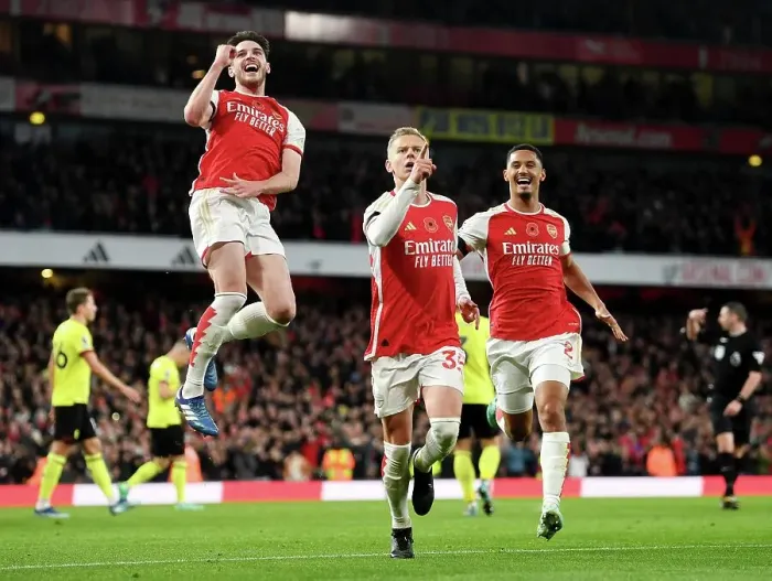 Framed Print : Zinchenko's Hat-Trick: Arsenal's Thrilling Victory over Burnley (2023-24)