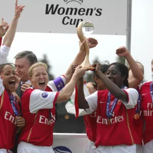 6th UEFA Womens Cup 2006 / 7 Final 2nd leg Arsenal 0 v UMEA IK 0 Arsenal win 1-0 on aggregate Played at Borehamwood FC 12pm 29 / 04 / 07 Photo by Mike