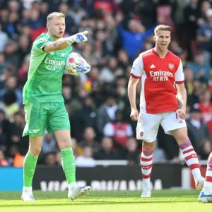 Aaron Ramsdale Print - Premier League 2021-22 Photo