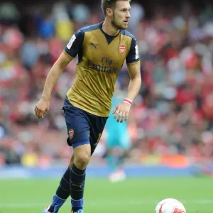 Aaron Ramsey in Action for Arsenal Against Olympique Lyonnais at Emirates Cup 2015/16