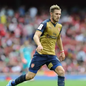 Aaron Ramsey in Action: Arsenal vs. Olympique Lyonnais, Emirates Cup 2015/16