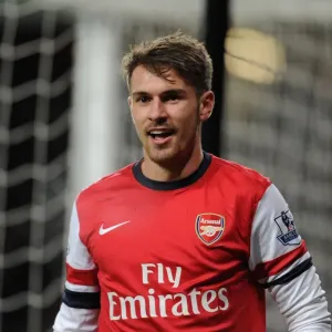 Aaron Ramsey in Action: Arsenal vs. Hull City, Premier League 2013-14