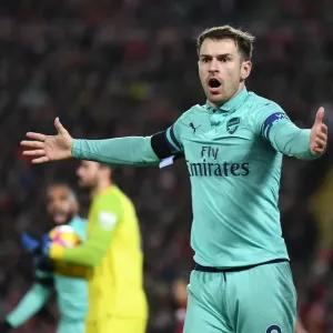 Aaron Ramsey in Action: Liverpool vs. Arsenal, Premier League 2018-19