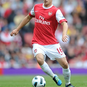 Aaron Ramsey (Arsenal). Arsenal 1: 2 Aston Villa, Barclays Premier League