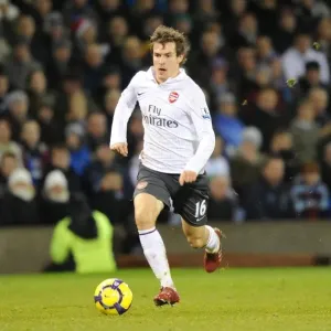 Aaron Ramsey (Arsenal). Burnley 1: 1 Arsenal, Barclays Premier League, Turf Moor Aaron Ramsey (Arsenal). Burnley 1: 1 Arsenal, Barclays Premier League, Turf Moor