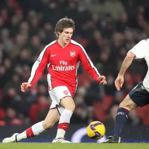 Aaron Ramsey (Arsenal) Gavin McCann (Bolton)