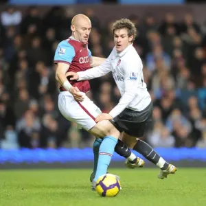 Aaron Ramsey (Arsenal) James Collins (Villa). Aston Villa 0: 0 Arsenal. Barclays Premier League