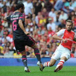 Aaron Ramsey (Arsenal) Ruben Amorim (Benfica). Arsenal 5: 1 Benfica. The Emirates Cup, Day 1