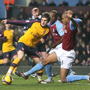 Matches 2008-09 Collection: Aston Villa v Arsenal 2008-9