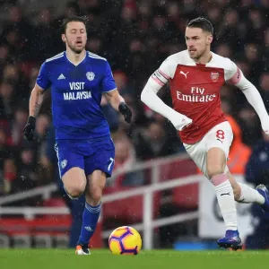 Aaron Ramsey Battles Harry Arter Print