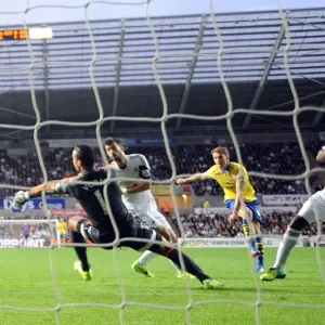 Aaron Ramsey Scores Arsenal's Second Goal vs Swansea City (2013-14) Aaron Ramsey Scores Arsenal's Second Goal vs Swansea City (2013-14)