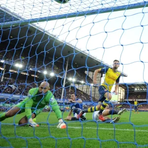 Aaron Ramsey Scores the Opener: Everton vs. Arsenal, Premier League 2014/15