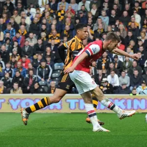 Aaron Ramsey Scores Under Pressure Against Curtis Davies: Hull City vs Arsenal (2014)