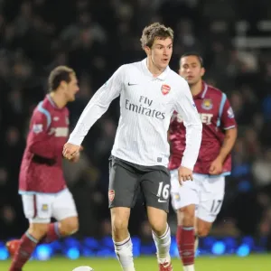 Aaron Ramsey Scores the Winning Goal: Arsenal Triumphs over West Ham United in FA Cup Third Round Aaron Ramsey Scores the Winning Goal: Arsenal Triumphs over West Ham United in FA Cup Third Round