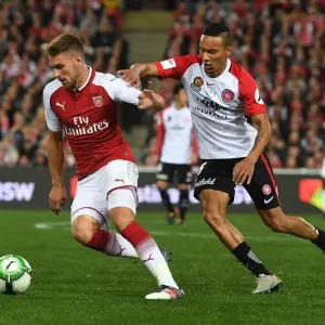 Aaron Ramsey vs. Brendan Hamill: Clash of the Midfielders - Arsenal vs. Western Sydney Wanderers