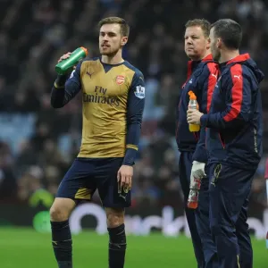 Aaron Ramsey's Heart-to-Heart with Arsenal Physio Colin Lewin (2015-16) Aaron Ramsey's Heart-to-Heart with Arsenal Physio Colin Lewin (2015-16)