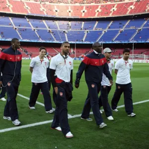 Abou Diaby, Armand Traore and Sol Campbell (Arsenal). Barcelona 4: 1 Arsenal